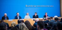 Aufnahme im Sitzungssaal während der Bundespressekonferenz